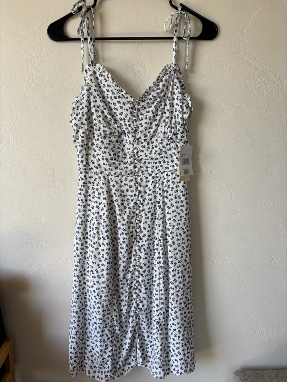 ROW A White Sundress with Blue Floral Print. Size XS. New with tags.